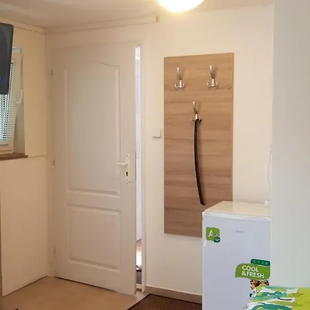 아파트 Apartman Koi